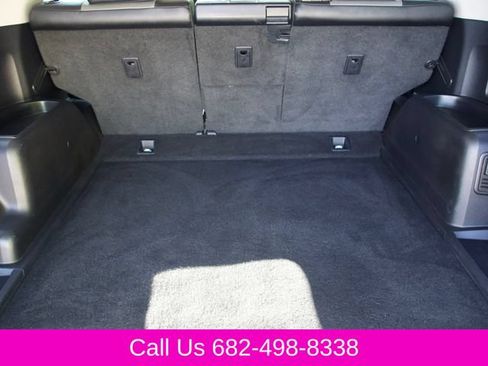 Used 2022 Toyota 4Runner SR5 Premium w/ Moonroof Package AWD/4WD image 11