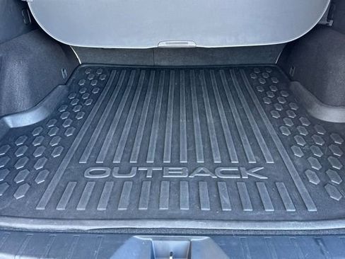Used 2021 Subaru Outback Premium w/ Popular Package #1 AWD/4WD image 17