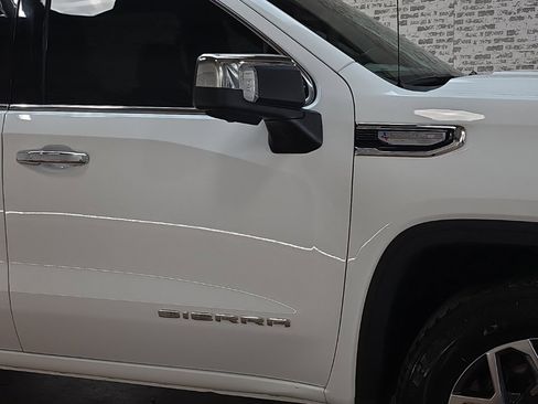 Used 2022 GMC Sierra 1500 SLT image 10