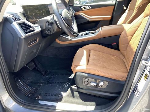 Used 2024 BMW X7 xDrive40i AWD/4WD image 22