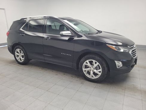 Used 2020 Chevrolet Equinox Premier image 11