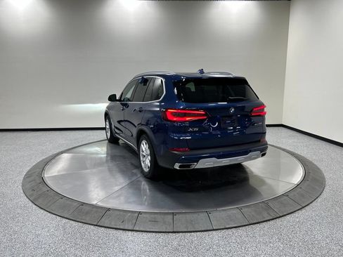 Used 2021 BMW X5 xDrive40i w/ Executive Package AWD/4WD image 9