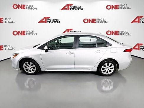 Certified 2025 Toyota Corolla LE image 4