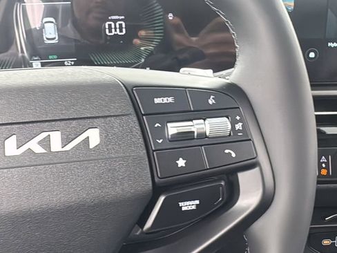 New 2026 Kia Sportage EX w/ EX Panoramic Sunroof Package image 23