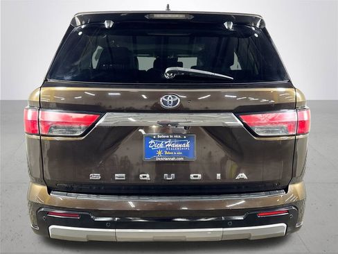 Used 2023 Toyota Sequoia Limited image 7