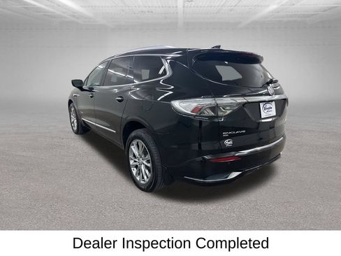 Used 2023 Buick Enclave Avenir w/ Avenir Technology Package AWD/4WD image 10