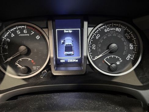 Used 2023 Toyota Tacoma TRD Sport w/ TRD Premium Sport Package image 5