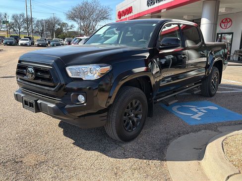 Used 2023 Toyota Tacoma SR5 image 8