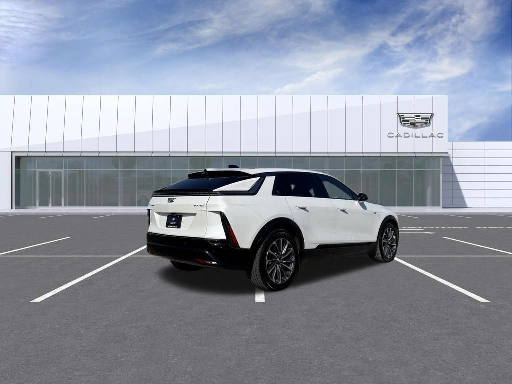 Certified 2024 Cadillac Lyriq Sport AWD/4WD image 3