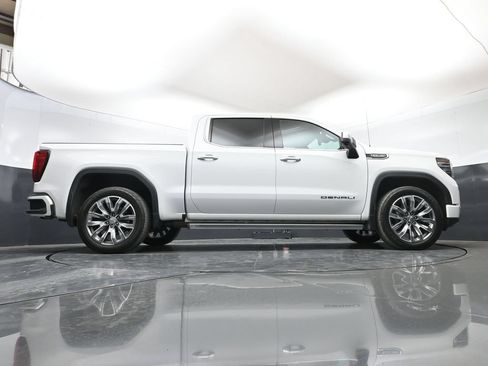 Used 2023 GMC Sierra 1500 Denali w/ Denali Reserve Package AWD/4WD image 53