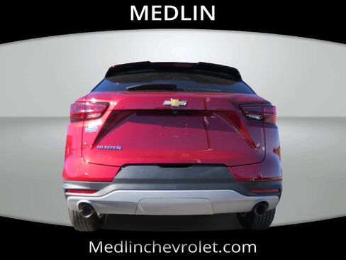 Used 2023 Chevrolet Blazer LT w/ Driver Confidence Package image 7