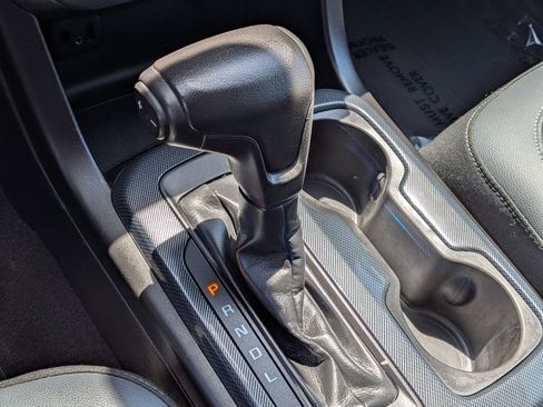 Used 2019 Chevrolet Colorado Z71 RWD image 25