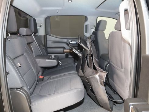 Used 2021 Chevrolet Silverado 1500 RST image 12