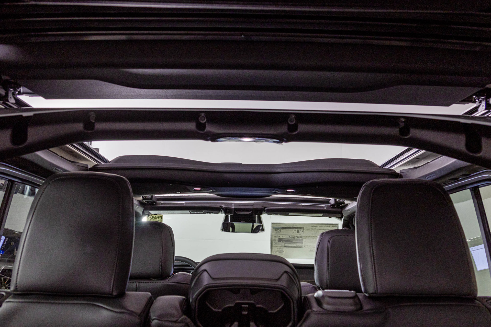 New 2027 Jeep Wrangler Unlimited Sahara AWD/4WD image 5