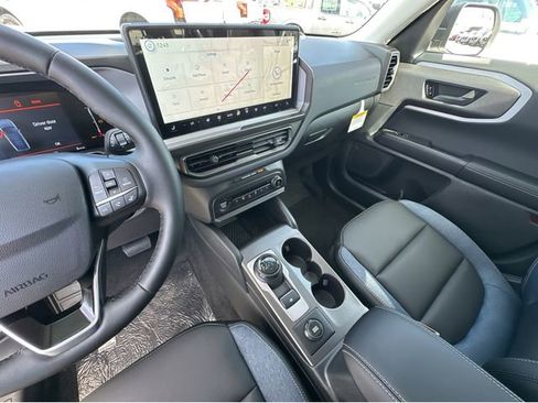 New 2026 Ford Bronco Sport Outer Banks image 19