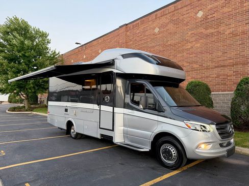 Used 2019 Mercedes-Benz Sprinter 170 image 54