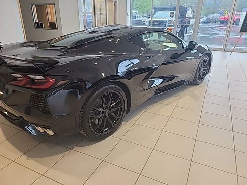 Certified 2025 Chevrolet Corvette Stingray Preferred Cpe w/ Z51 Performance Package image 5