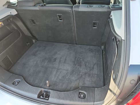 Used 2020 Chevrolet Trax LS image 25