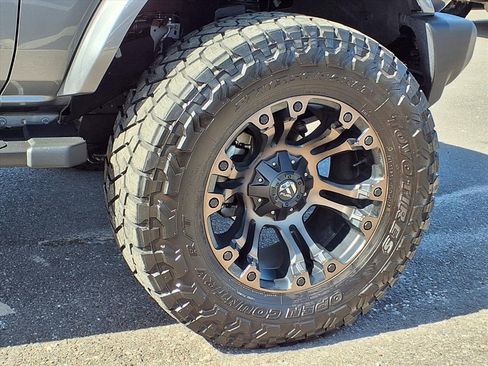 Used 2022 Ford Bronco Outer Banks image 9