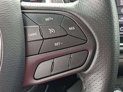 Used 2025 Dodge Durango GT AWD/4WD image 18