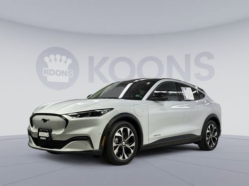 Used 2022 Ford Mustang Mach-E Premium image 1