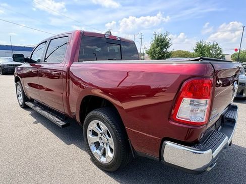 Used 2022 RAM 1500 Big Horn AWD/4WD image 3