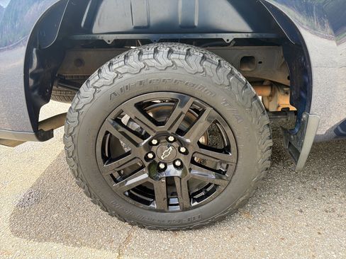 Used 2022 Chevrolet Silverado 1500 RST AWD/4WD image 17