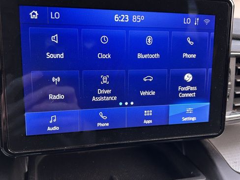 Used 2020 Ford Explorer XLT w/ Equipment Group 202A AWD/4WD image 10