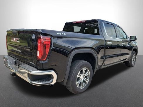Used 2024 GMC Sierra 1500 SLT AWD/4WD image 5