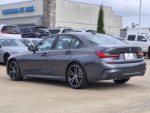 Used 2019 BMW 330i Sedan w/ M Sport Package RWD image 6