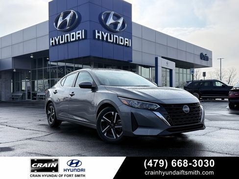 Used 2024 Nissan Sentra SV image 1