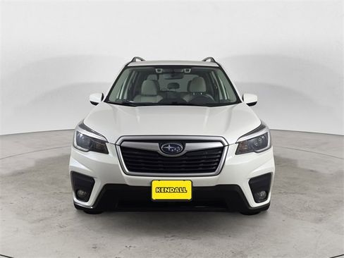 Used 2021 Subaru Forester Premium image 8