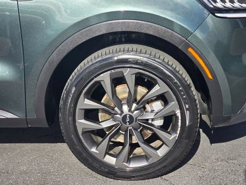 Certified 2023 Kia Sorento X-Line EX AWD/4WD image 9