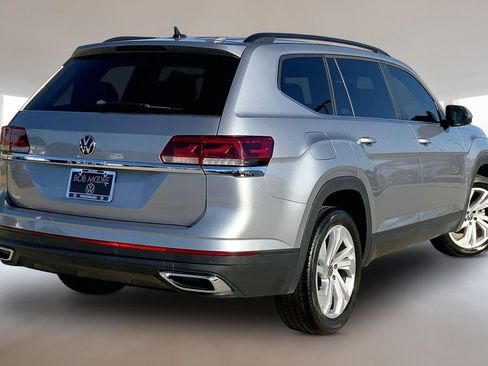 Certified 2023 Volkswagen Atlas SE FWD image 2