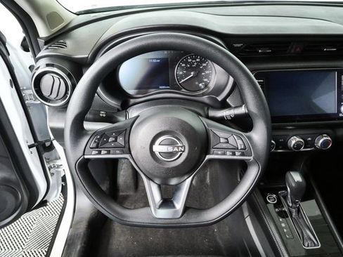 Used 2024 Nissan Kicks SV FWD image 20