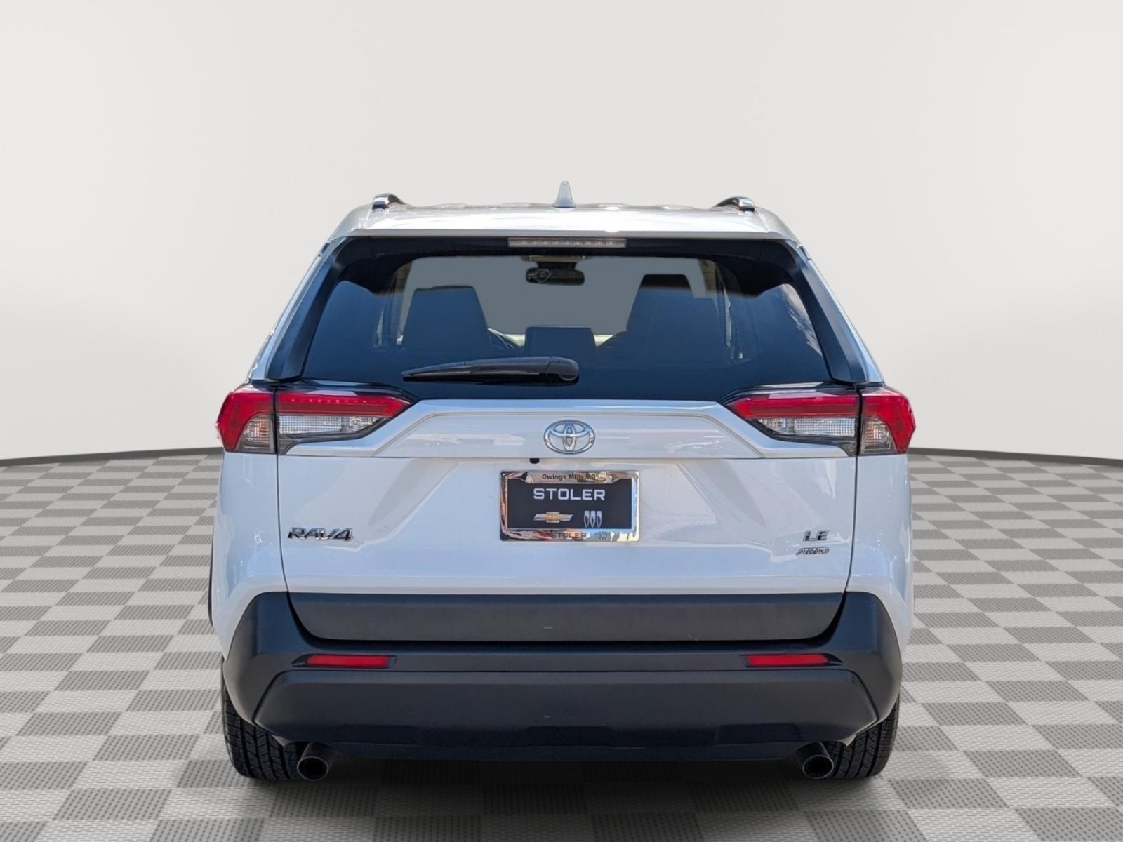 Used 2019 Toyota RAV4 LE w/ Carpet Mat Package AWD/4WD image 4