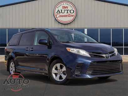 Used 2020 Toyota Sienna LE