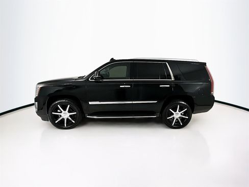 Used 2015 Cadillac Escalade Luxury image 5