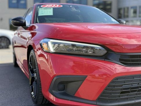 Used 2023 Honda Civic Sport image 9