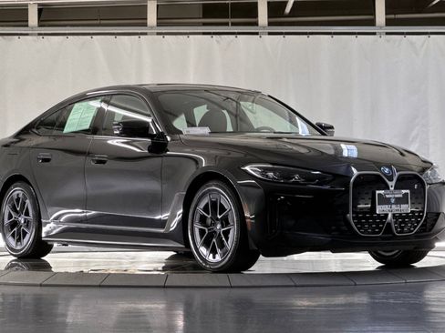 Used 2023 BMW i4 eDrive40 w/ Premium Package RWD image 6