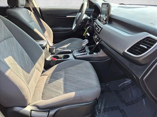 Used 2023 Kia Seltos LX AWD/4WD image 22