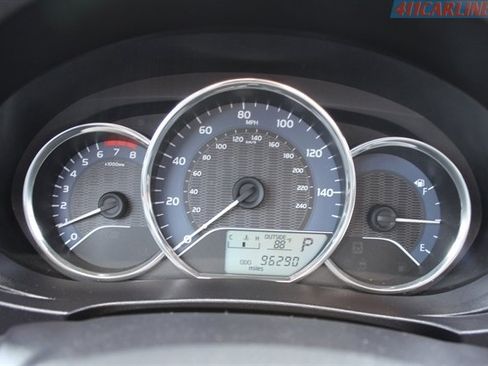Used 2014 Toyota Corolla LE FWD image 20