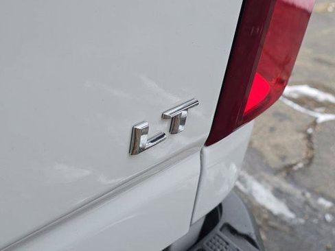 Used 2024 Chevrolet Silverado 3500 LT w/ Convenience Package image 9