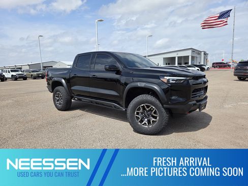 Used 2024 Chevrolet Colorado ZR2 w/ ZR2 Convenience Package III image 1