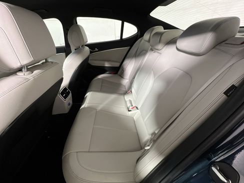 Used 2024 Genesis G70 2.5T image 24