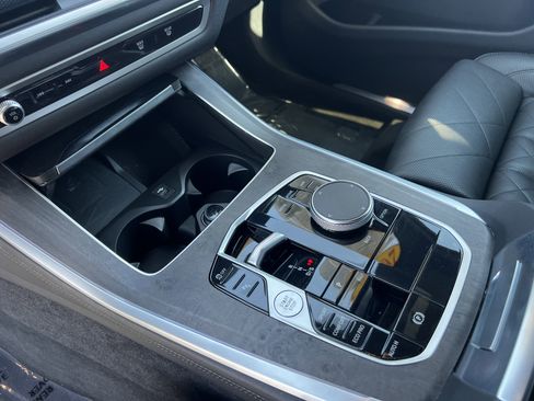 Used 2024 BMW X5 sDrive40i image 24