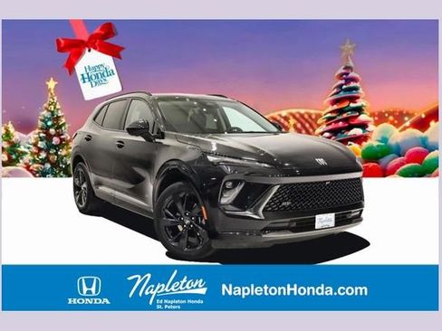 Used 2024 Buick Envision Sport Touring image 1