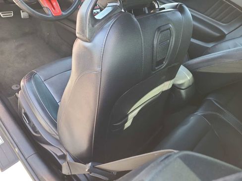 Used 2017 Ford Mustang Premium RWD image 20