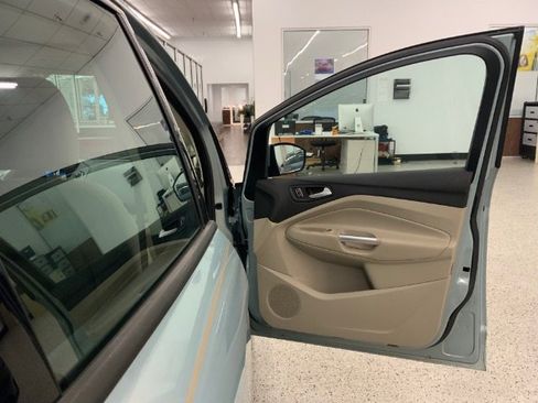 Used 2013 Ford C-MAX SE image 28