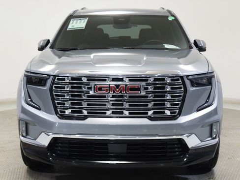 Used 2025 GMC Acadia Denali AWD/4WD image 3